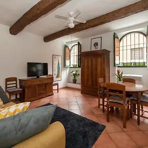 https://trastevere-53.it-romehotels.com